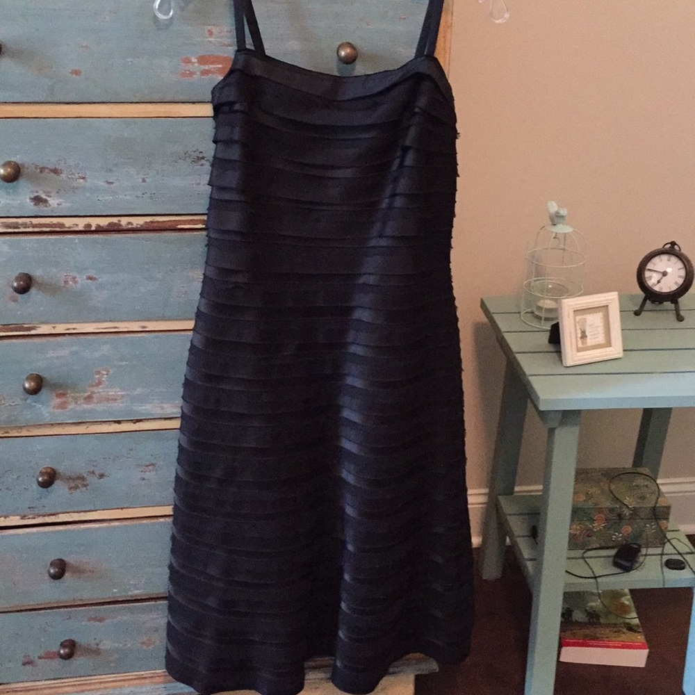 BCBG Max Azria Black sz 6 dress-tea length